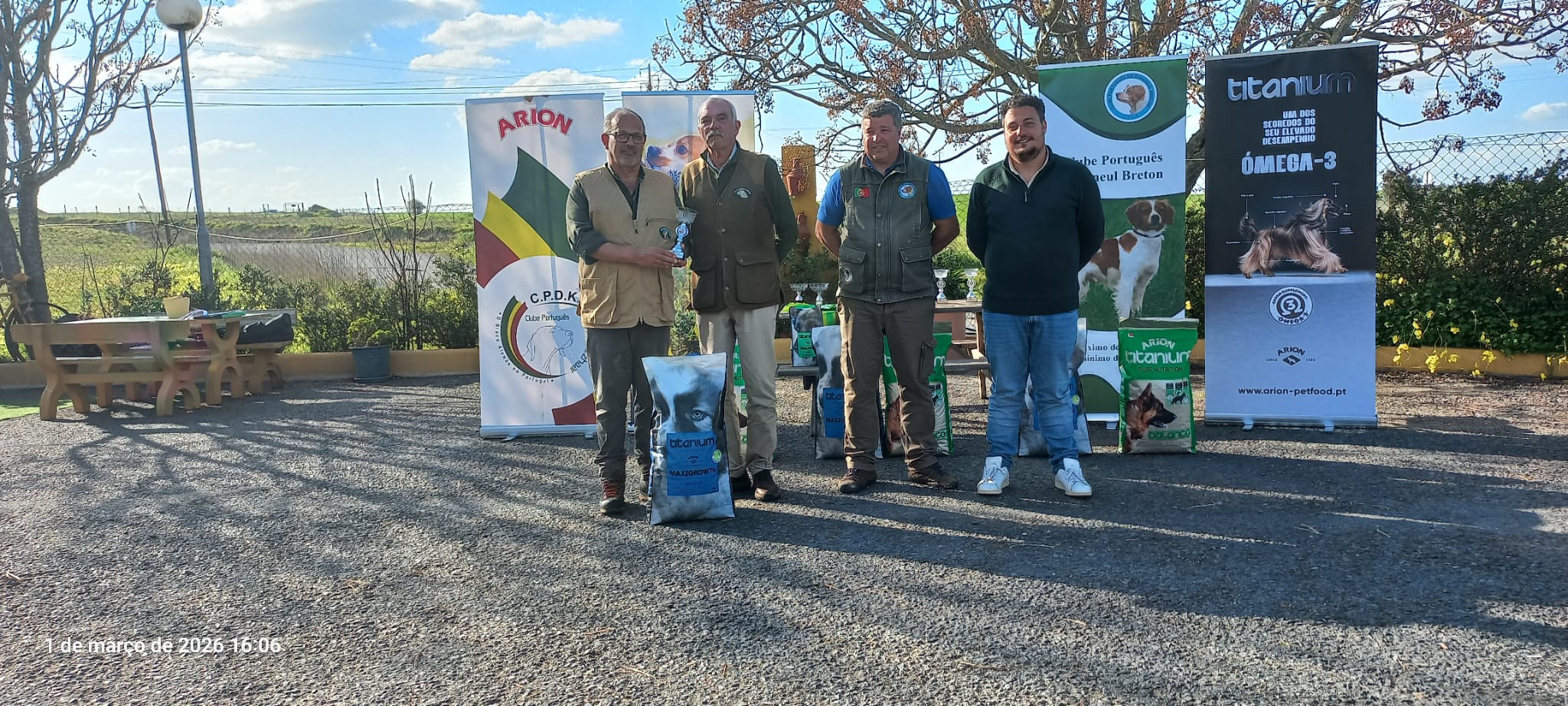 b0ef2c4c-7255-45a9-a687-52f9a14a165f